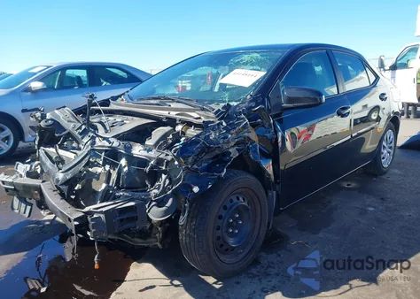 2018 Toyota Corolla Le из США, поврежденный, VIN 5YFBURHE7JP830404